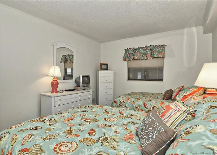 Plaza Ii Apartment